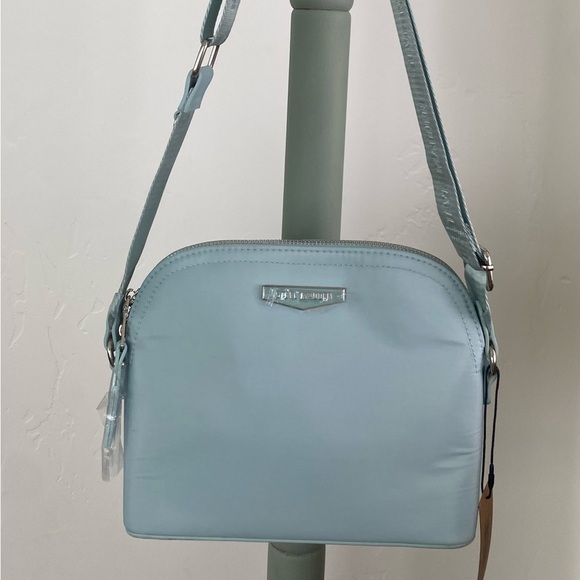 Steve Madden Handbags - STEVE MADDEN Crosbody Purse NWT